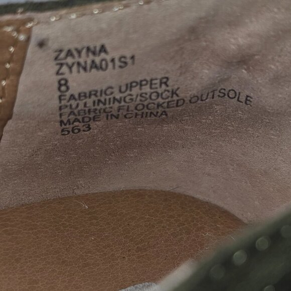 STEVE MADDEN ZAYNA ARMY GREEN SLIP ON SUEDE SHOE WOMENS SIZE 8 EUC - Picture 10 of 10